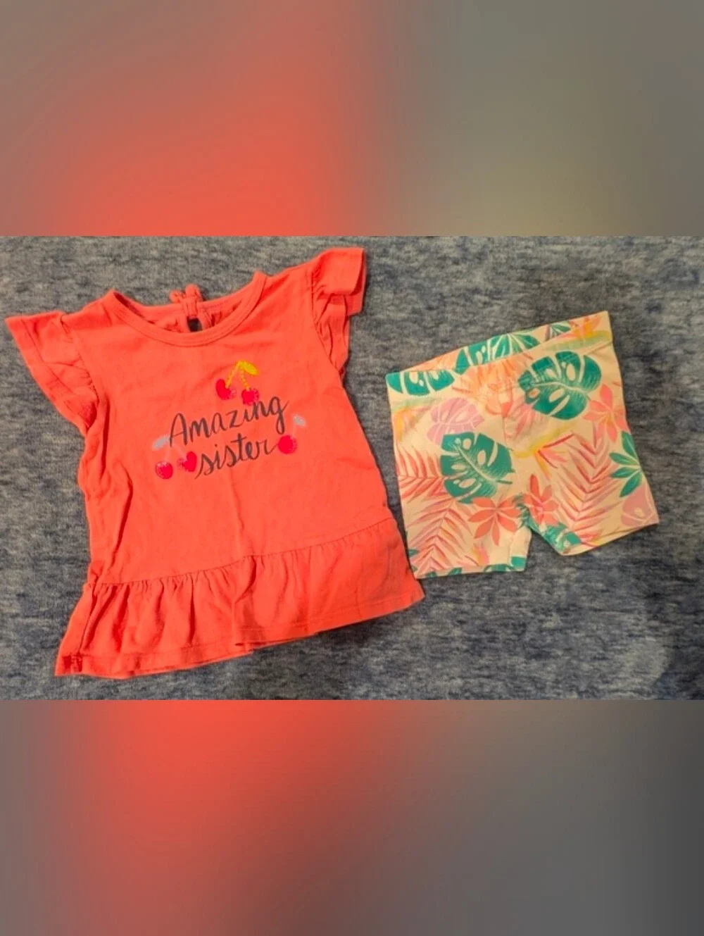 2T Coral 'Amazing Sister' Top and Tropical Shorts Set